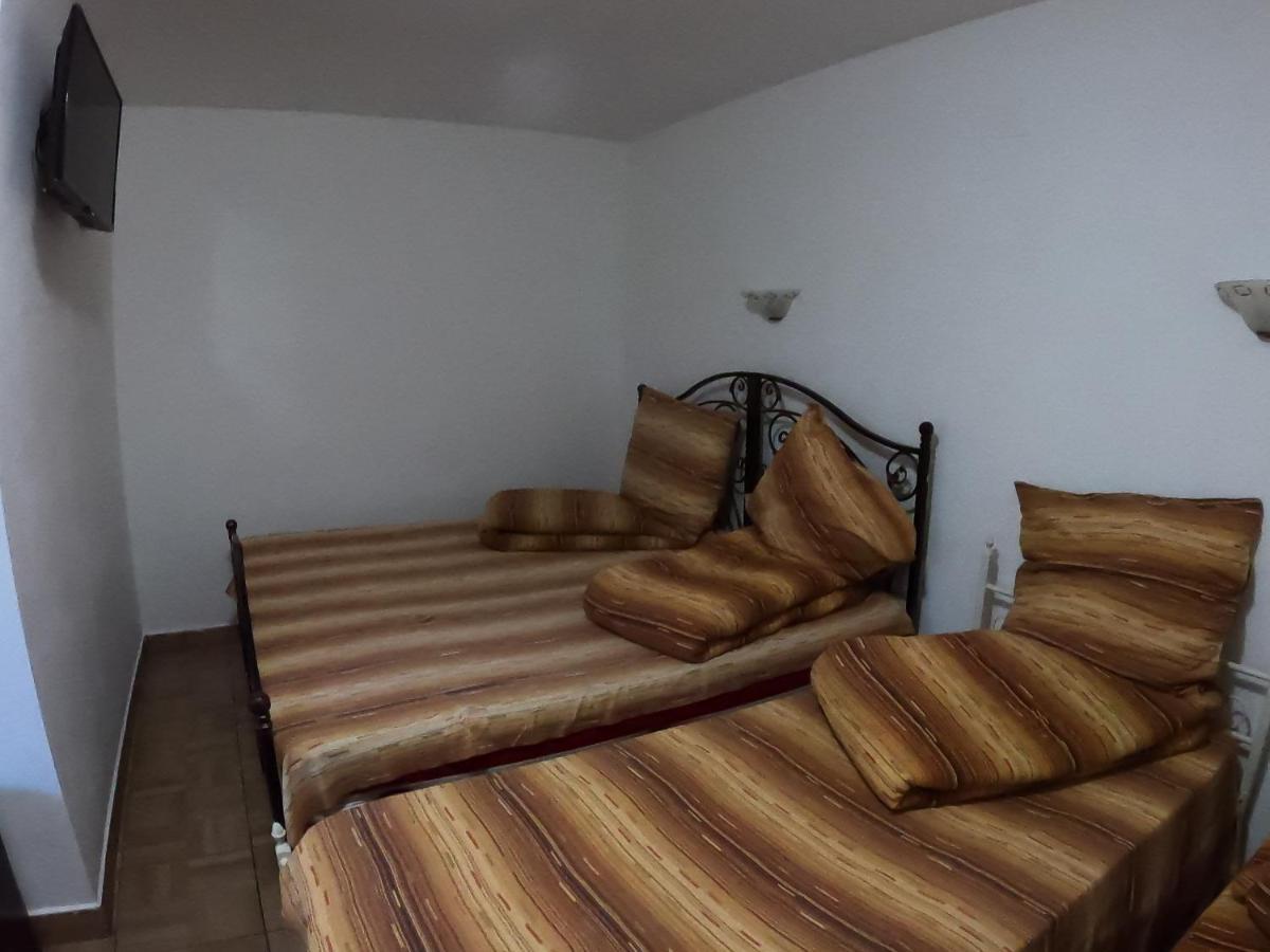 Motel Aris Meridian Piatra Neamt Luaran gambar