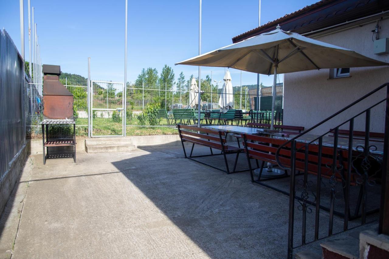 Motel Aris Meridian Piatra Neamt Luaran gambar