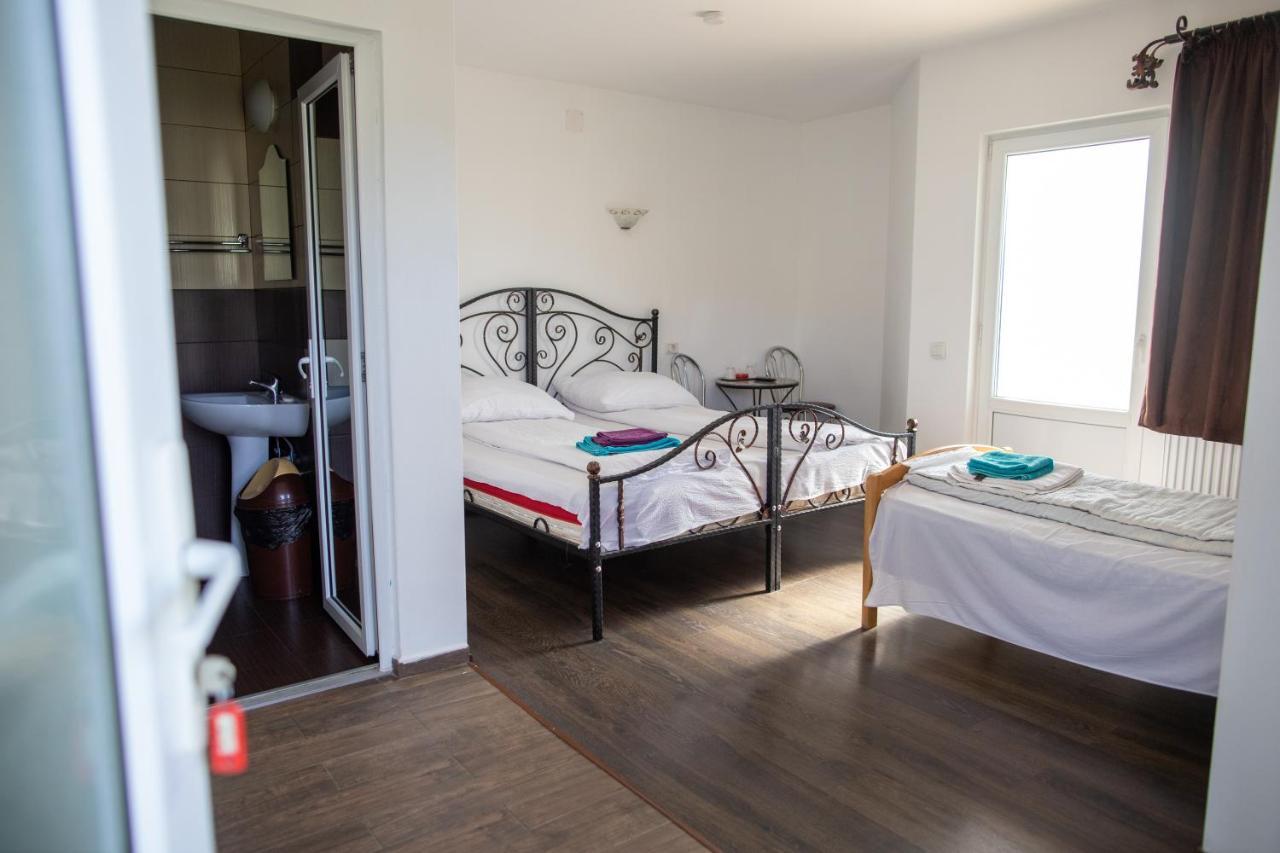 Motel Aris Meridian Piatra Neamt Luaran gambar