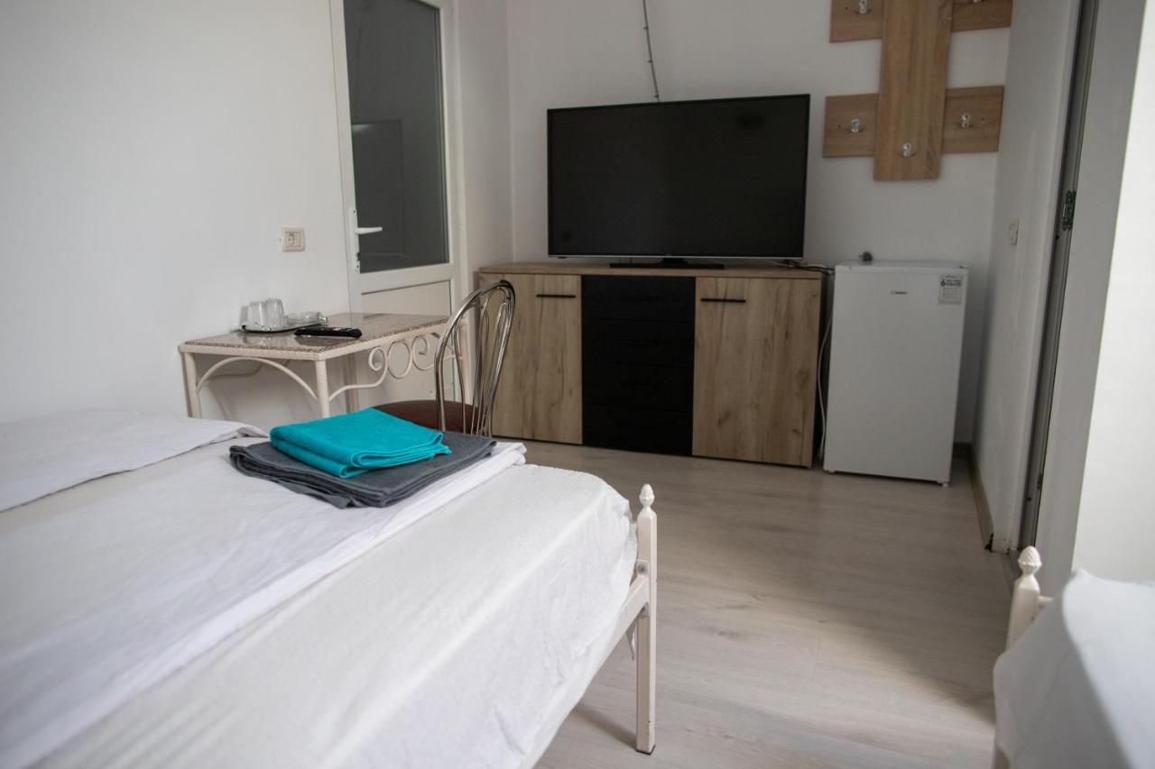 Motel Aris Meridian Piatra Neamt Luaran gambar