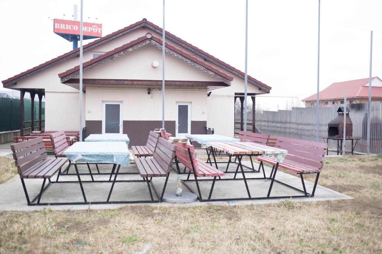 Motel Aris Meridian Piatra Neamt Luaran gambar